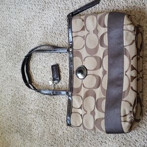 Coach J1281-F19046 Signature Stripe Tote